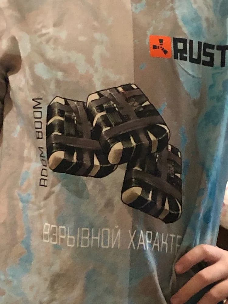 Фото-отзыв покупателя — Женское худи с принтом «Rust — Взрыв С4 — Раст», Lacotton