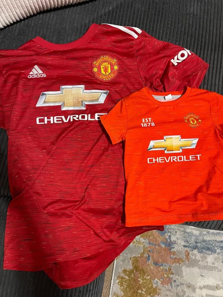 Фото-отзыв покупателя — Детская шапка с принтом «EST 1878 1878 — MANCHESTER UNITED 20/21 - HOME», Lacotton