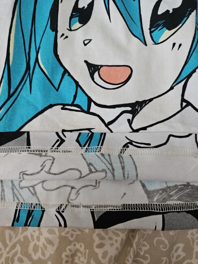 Фото-отзыв покупателя — Женская базовая футболка с принтом «Хацуне Мику — Hatsune Miku», Lacotton