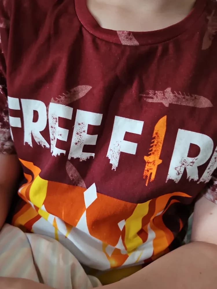 Фото-отзыв покупателя — Детское худи с принтом «Garena Free Fire — Free Fire — Фри фаер», Lacotton