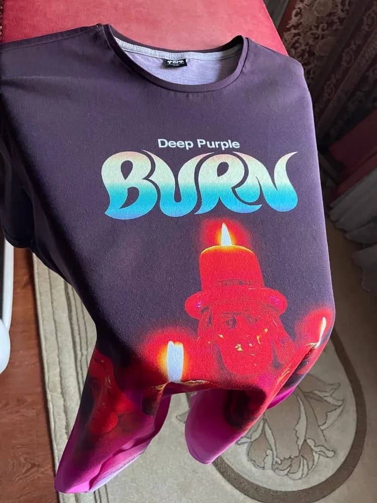 Фото-отзыв покупателя — Женская футболка оверсайз с принтом «Deep Purple - Burn», Lacotton