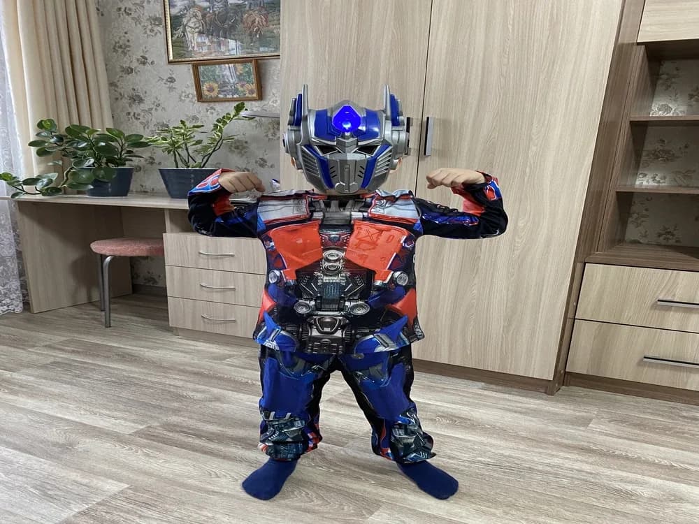 Фото-отзыв покупателя — S001 Optimus Prime Costume, Lacotton