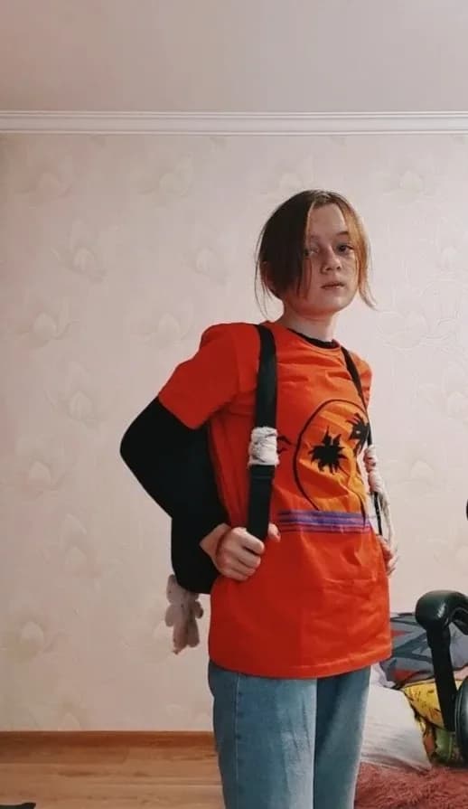 Фото-отзыв покупателя — Женское худи с принтом «Sunset — THE LAST OF US ФУТБОЛКА ЭЛЛИ», Lacotton