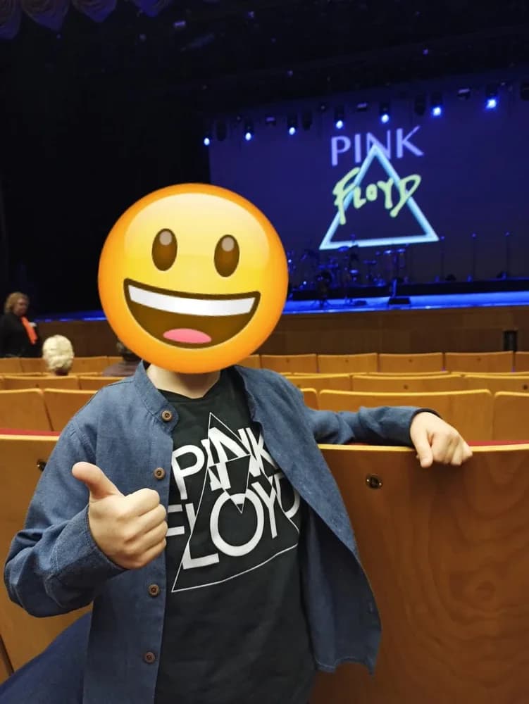 Фото-отзыв покупателя — Мужская футболка оверсайз с принтом «Pink Floyd», Lacotton