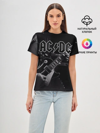 Женская базовая футболка / AC/DC