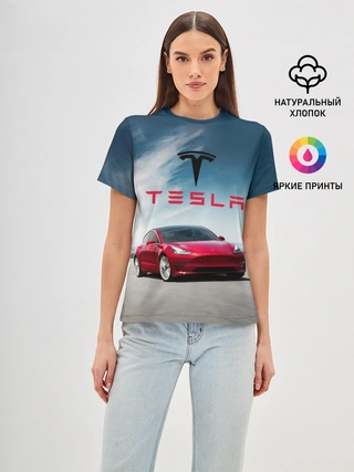 Женская базовая футболка / Tesla Model 3