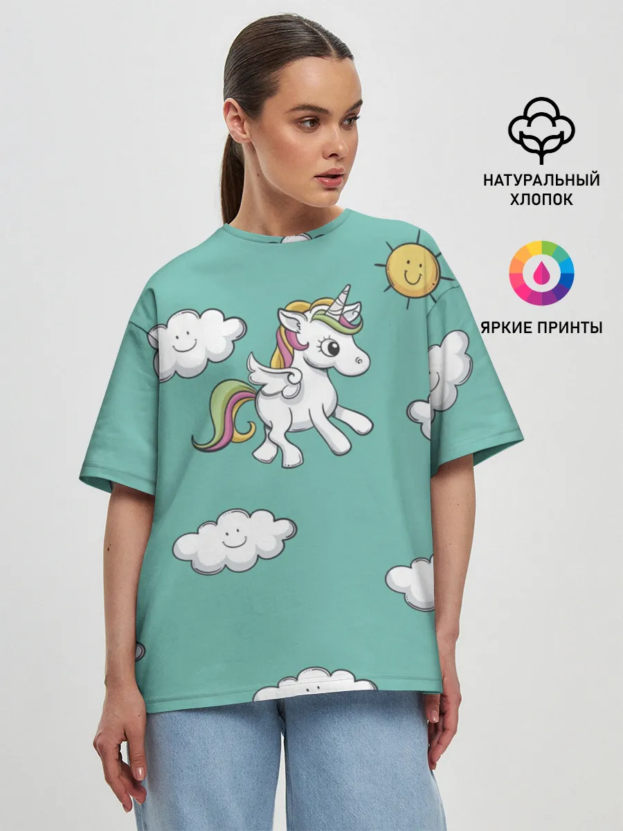 Женская футболка оверсайз / Love of Unicorns