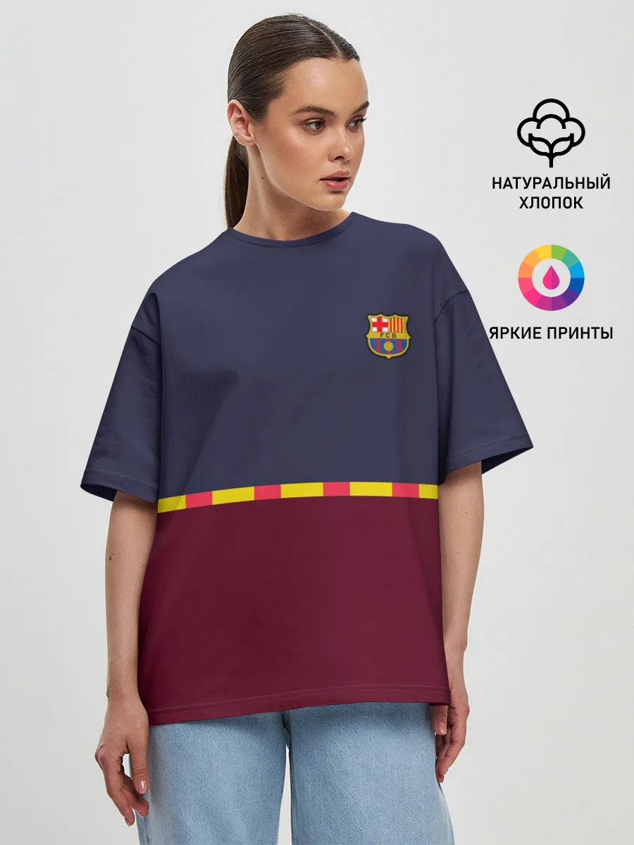 Женская футболка оверсайз / FC Barcelona | Flag and team Logo (2021/22)