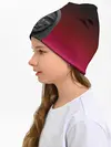 Детская шапка / Распорядитель игры на черно розовом фоне