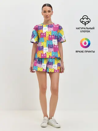 Женская пижама с шортами / Разноцветные котики