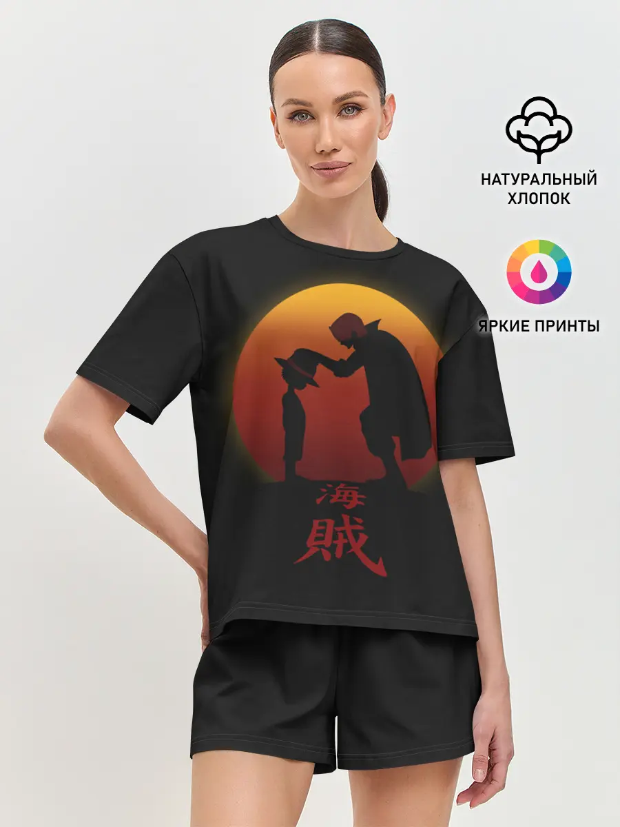 Женская пижама с шортами / похлопывает по голове One Piece