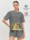Женская пижама с шортами / Коте смотрит вверх