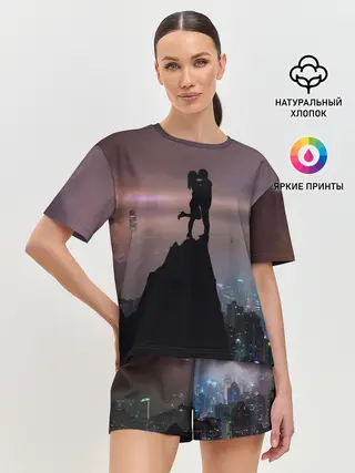 Женская пижама с шортами / Влюбленные на фоне города