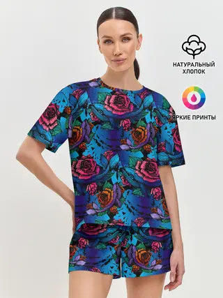Женская пижама с шортами / Киты и цветы