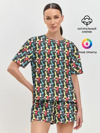 Женская пижама с шортами / Шахматные Фигуры