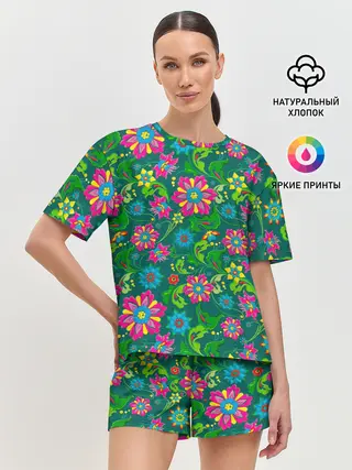 Женская пижама с шортами / Поле разноцветных цветков