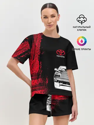 Женская пижама с шортами / Тойота | Красные следы
