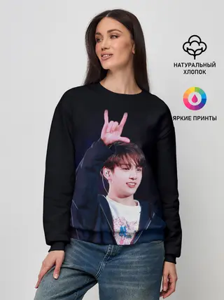 Женский свитшот / BTS