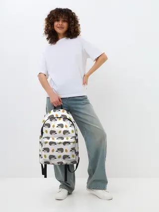 Рюкзак джинсовый / чего такой колючий?