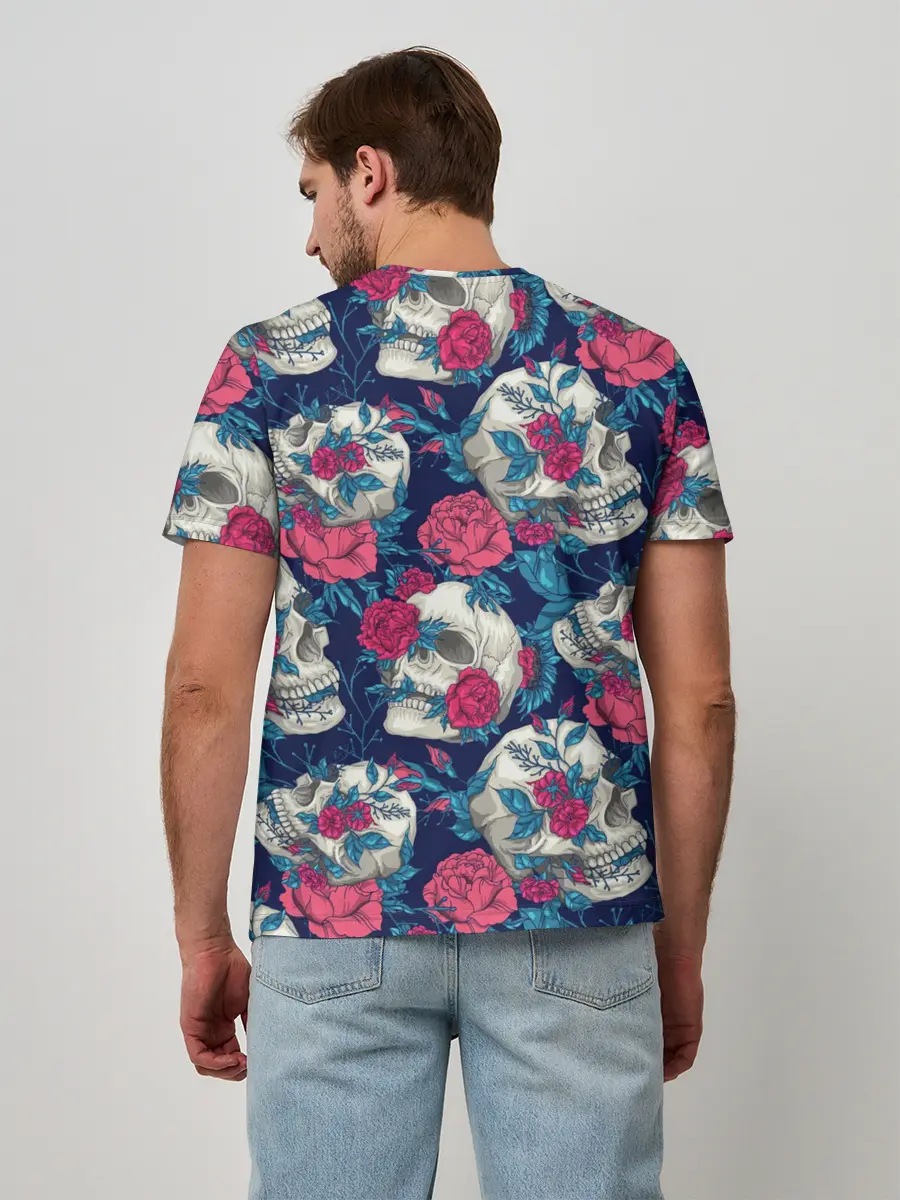 Мужская базовая футболка / Реалистичные черепа с розами