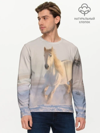 Мужской лонгслив базовый / Белая лошадь на снегу
