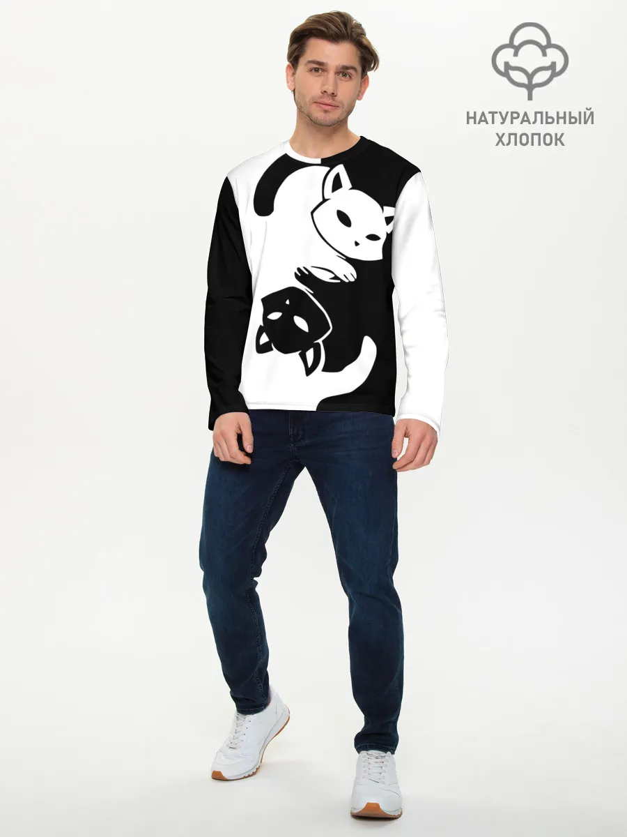 Мужской лонгслив базовый / Черный и белый кот кувыркаются.