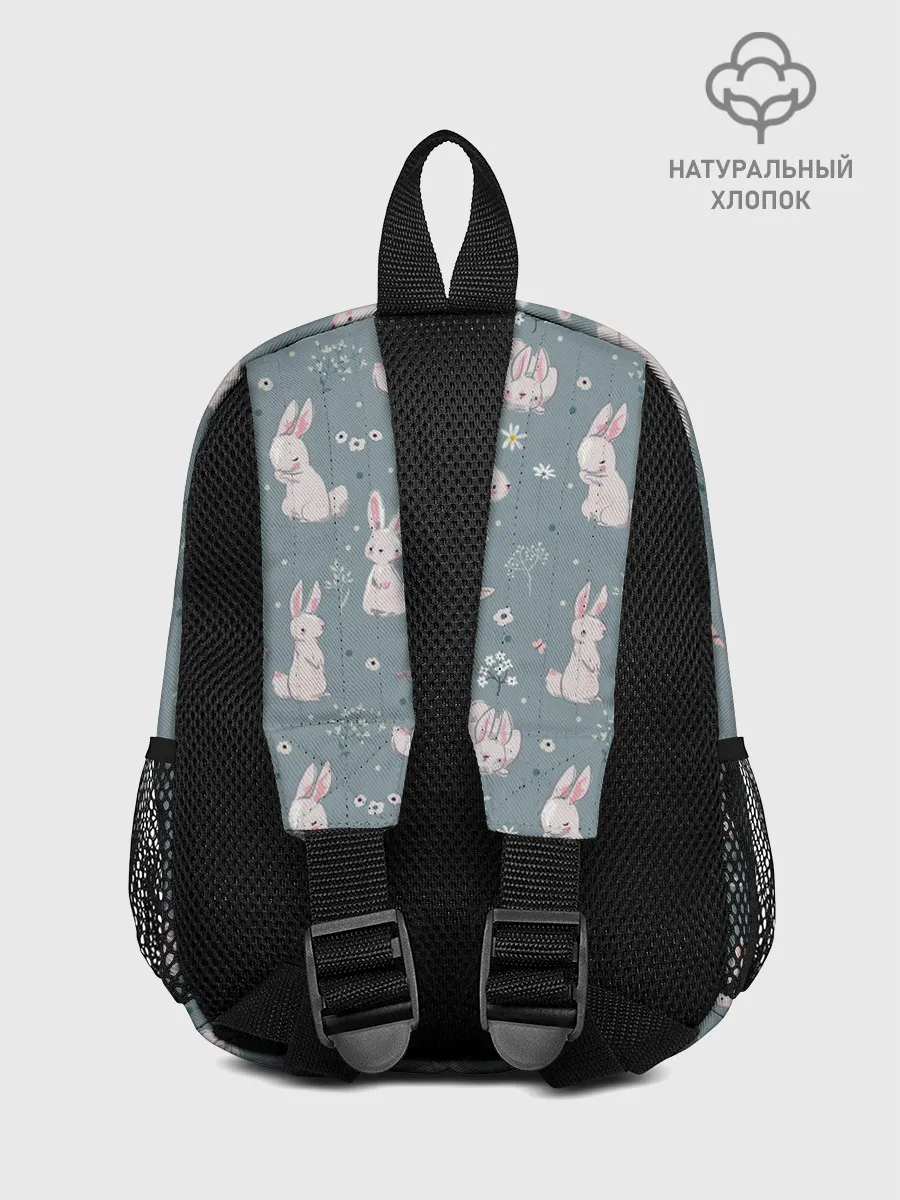 Рюкзак детский / Зайцы на лужайке