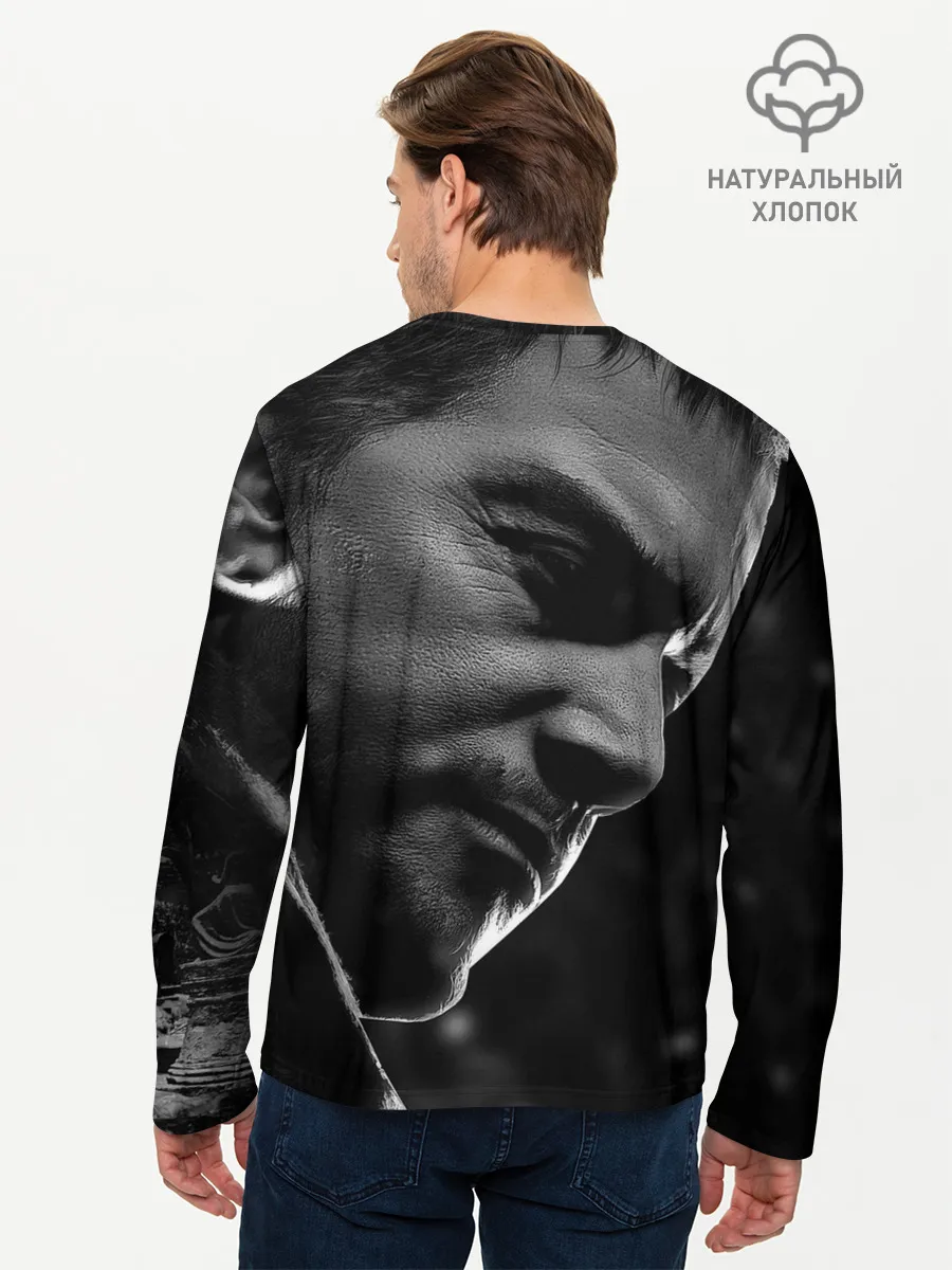 Мужской лонгслив базовый / RESIDENT EVIL 8 VILLAGE