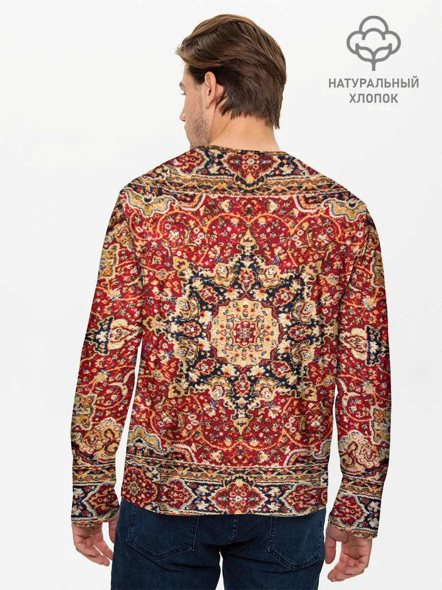 Мужской лонгслив базовый / Ковер на стене