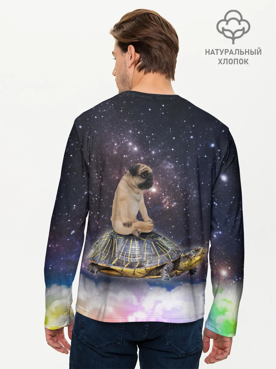Мужской лонгслив базовый / Мопс на черепахе в космосе