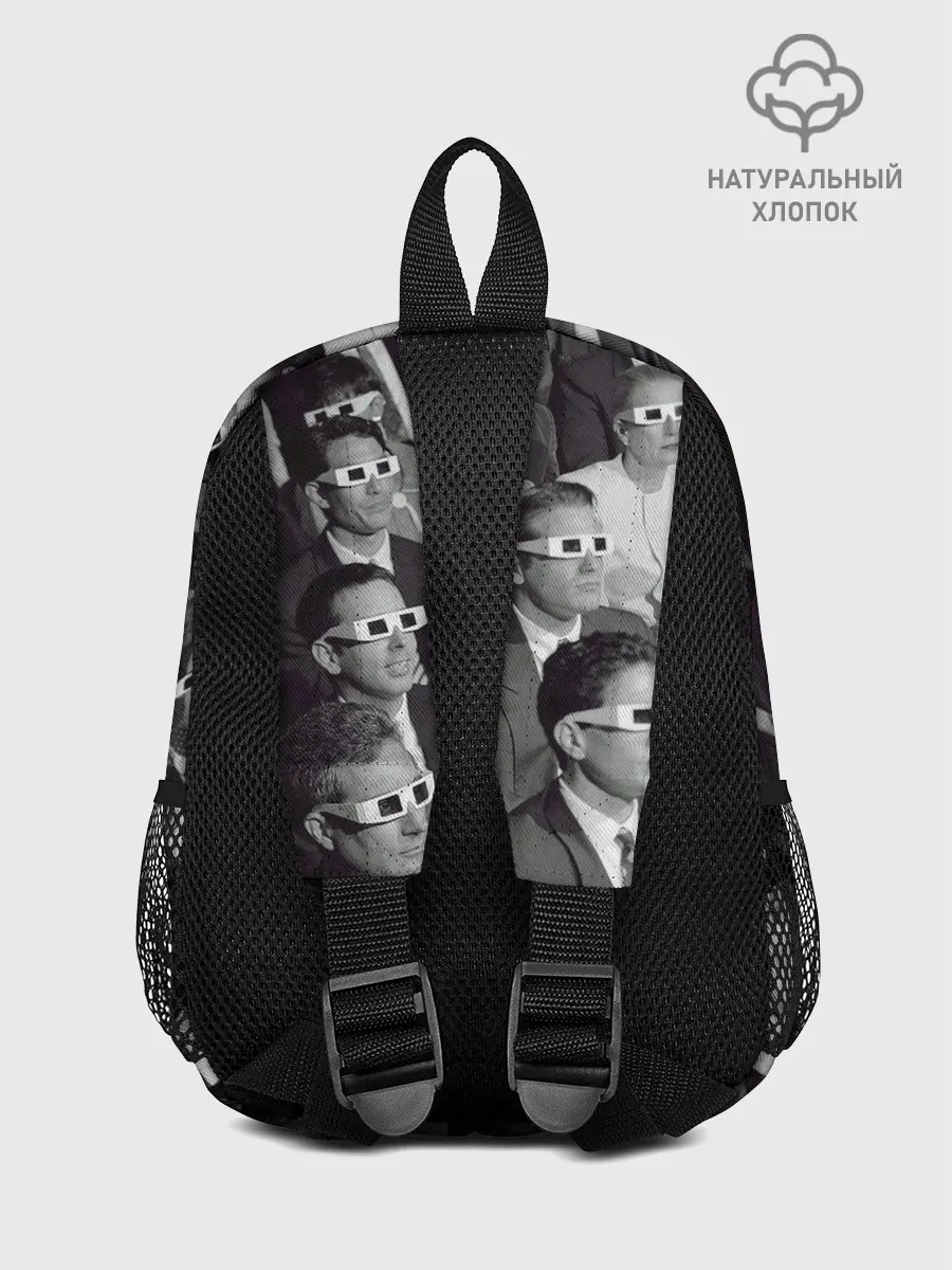 Рюкзак детский / Люди смотрят фильм в 3d очках