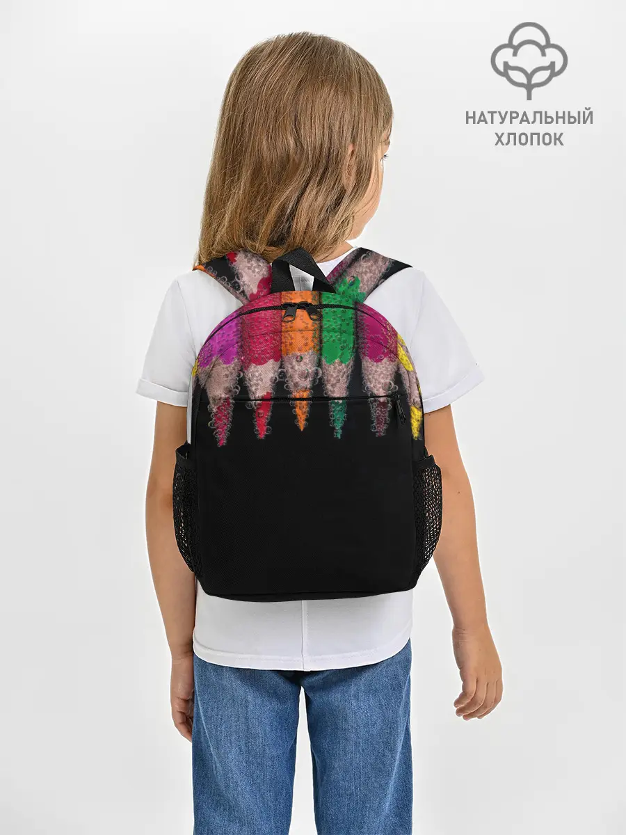 Рюкзак детский / карандаши на черном фоне