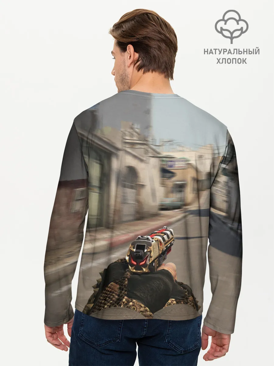 Мужской лонгслив базовый / CS:GO - Ominous Look | Зловещий взгляд