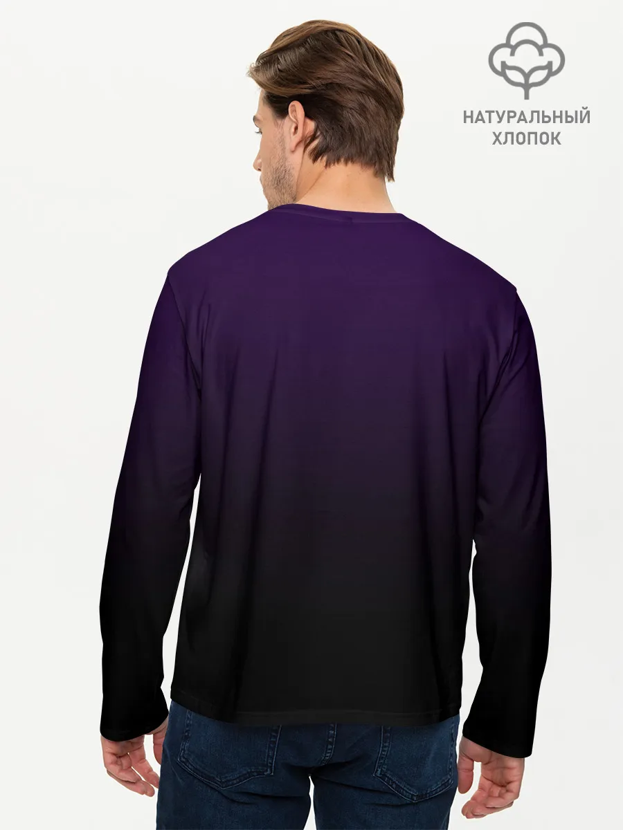 Мужской лонгслив базовый / черный кот на фиолетовом фоне