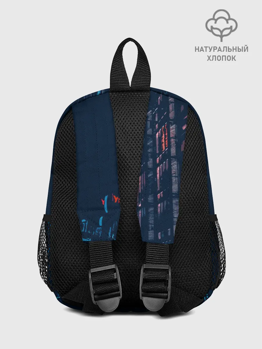 Рюкзак детский / Ято на фоне города