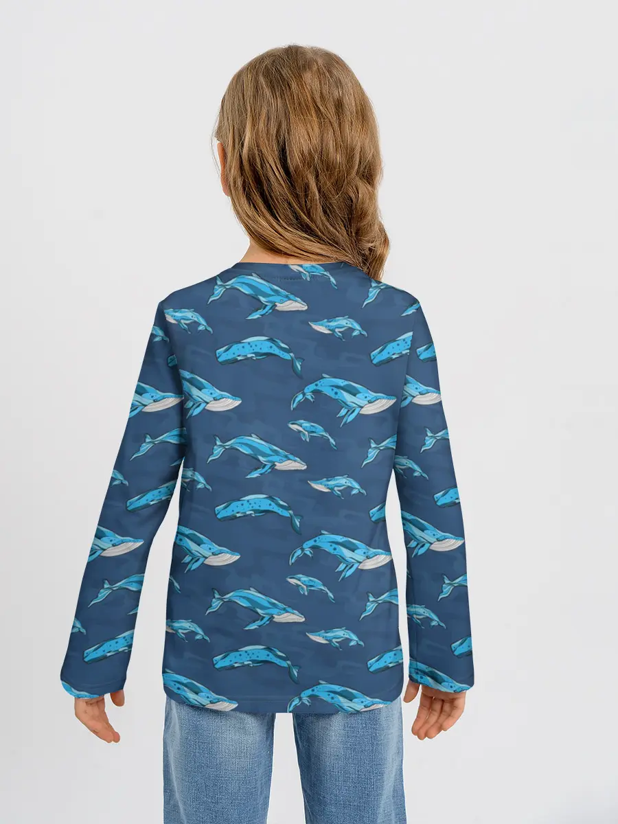 Детский лонгслив / Киты на синем