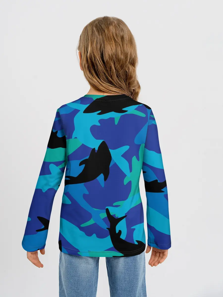 Детский лонгслив / Акулы паттерн