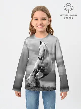 Детский лонгслив / Белая лошадь