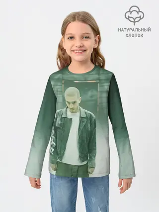 Детский лонгслив / Хаски в комнате