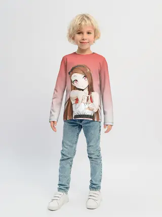 Детский лонгслив / девушка ищет кадр измеряет