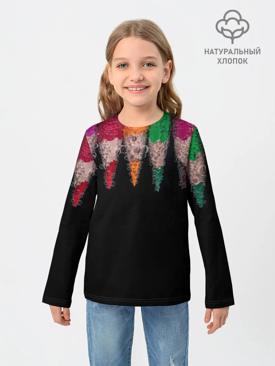 Детский лонгслив / карандаши на черном фоне