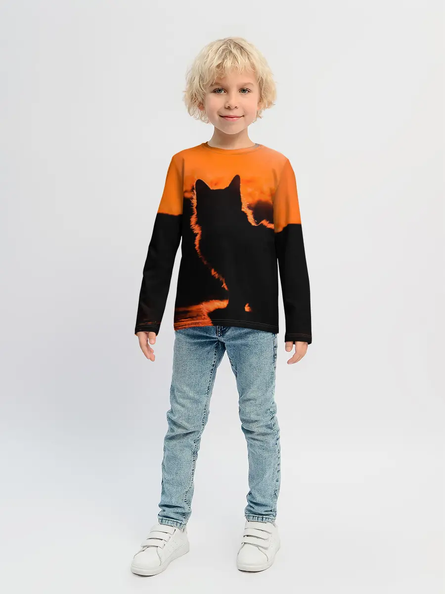 Детский лонгслив / Котенок на фоне заката