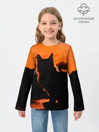 Детский лонгслив / Котенок на фоне заката