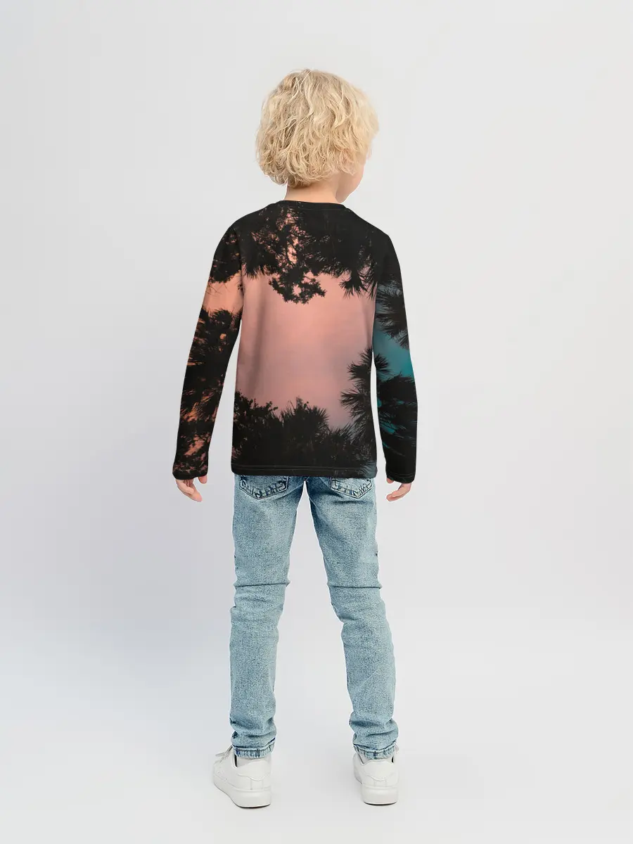 Детский лонгслив / Пальмы вид снизу закат