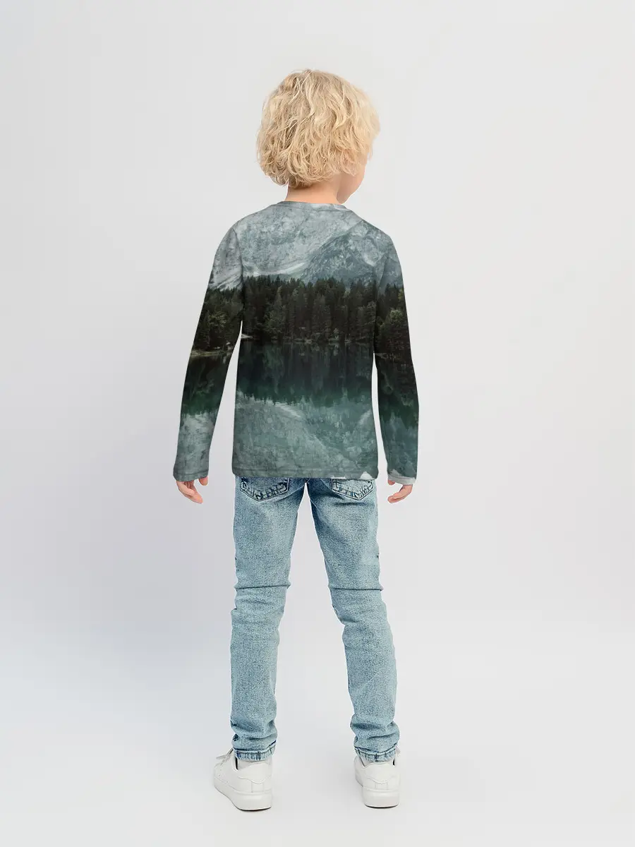 Детский лонгслив / отражение горы в озере