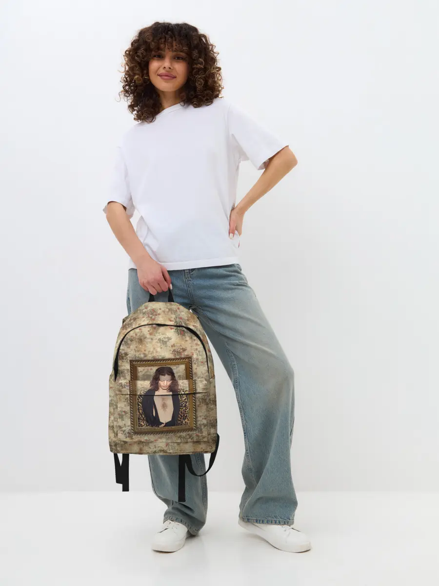 Рюкзак джинсовый / Домиано Давид. Портрет на стене