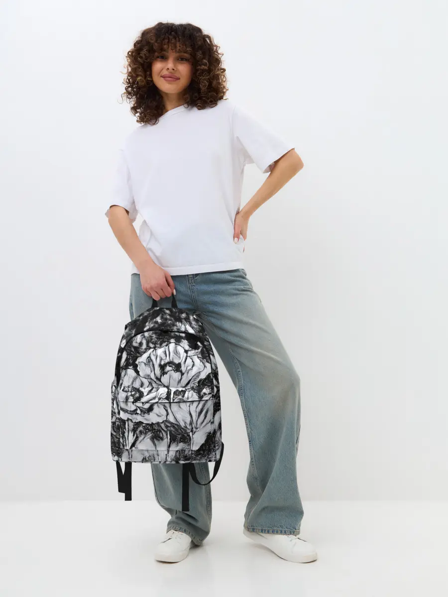 Рюкзак джинсовый / Черно-белый узор. Маки.