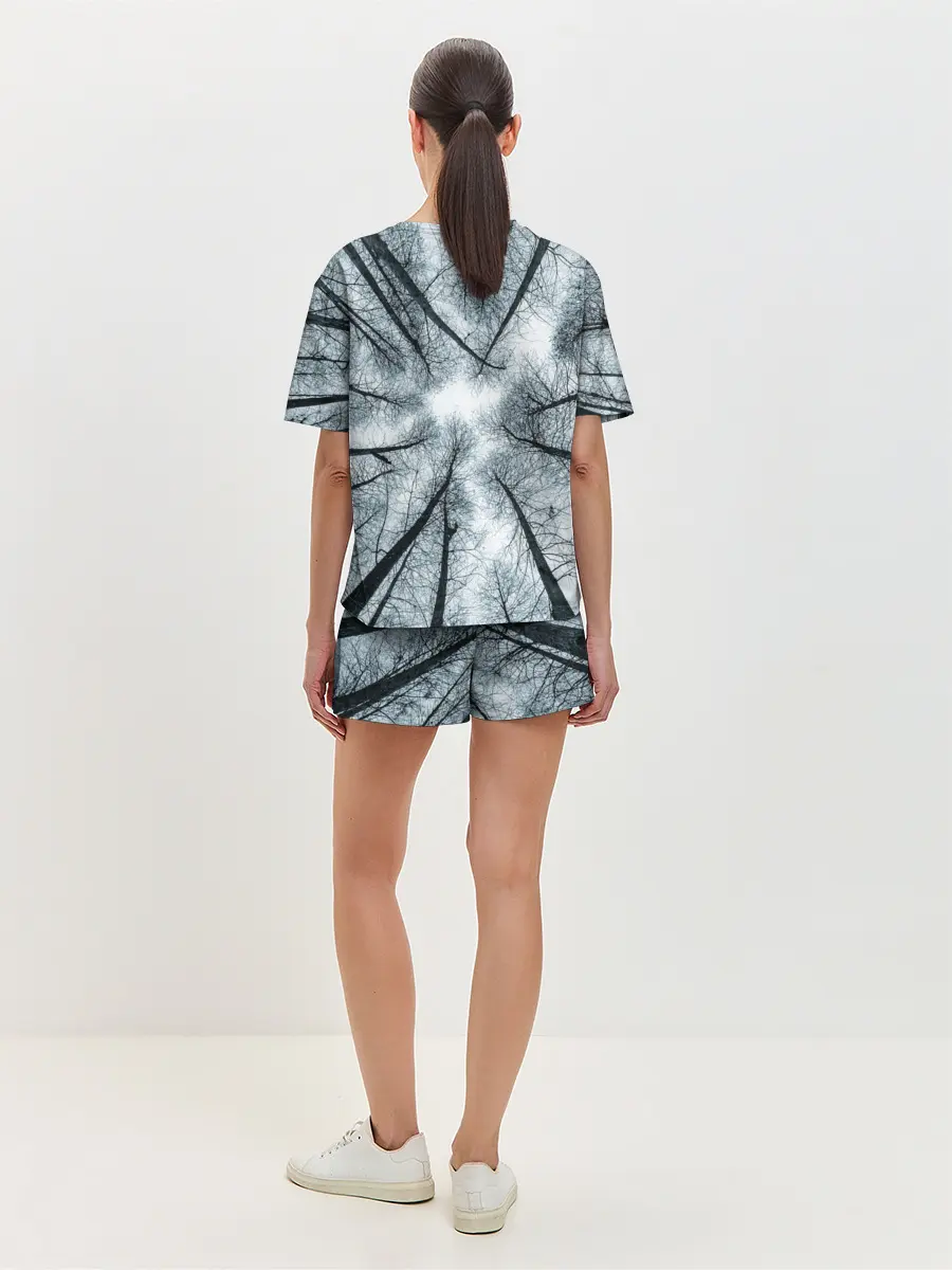 Женская пижама с шортами / Деревья вид снизу мрачный