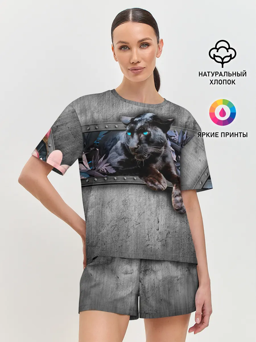 Женская пижама с шортами / Пантера и цветы