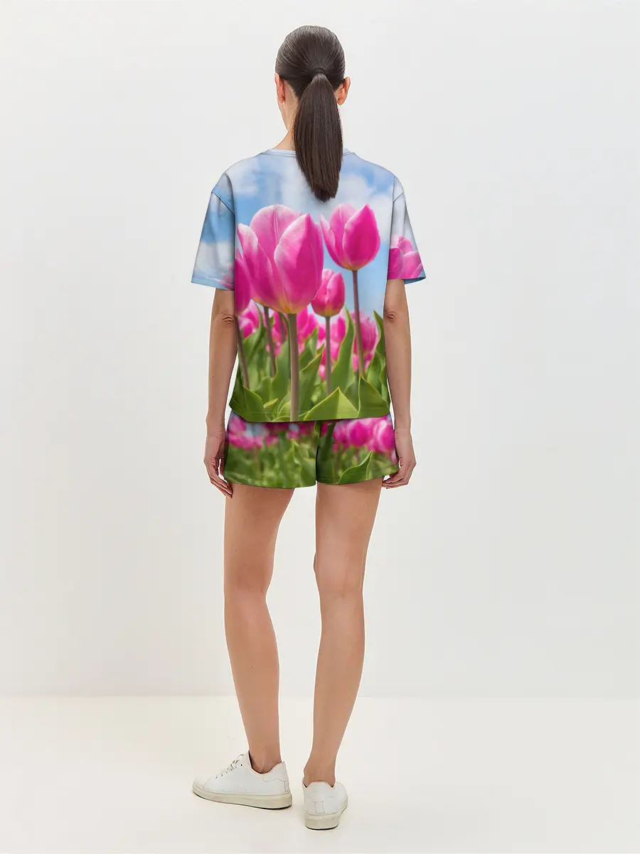 Женская пижама с шортами / Розовые тюльпаны